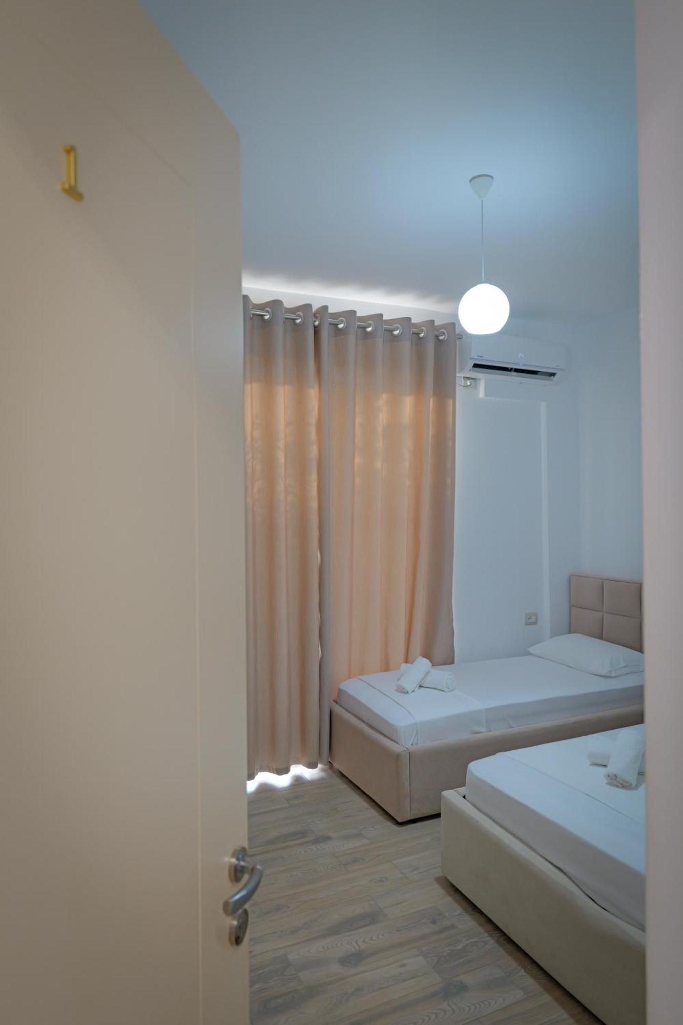 Hotel Veliaj Ksamil Exteriér fotografie