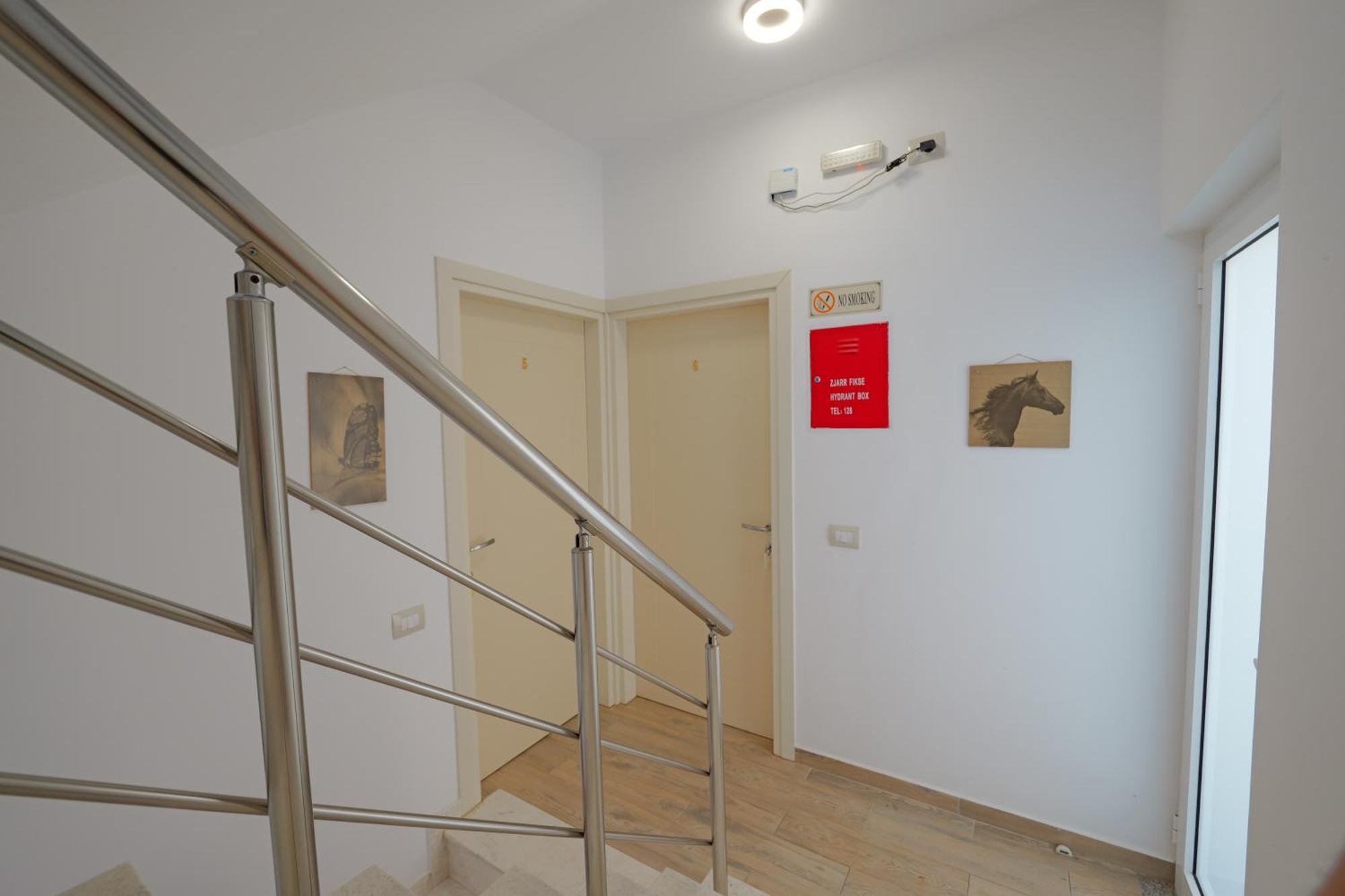 Hotel Veliaj Ksamil Exteriér fotografie