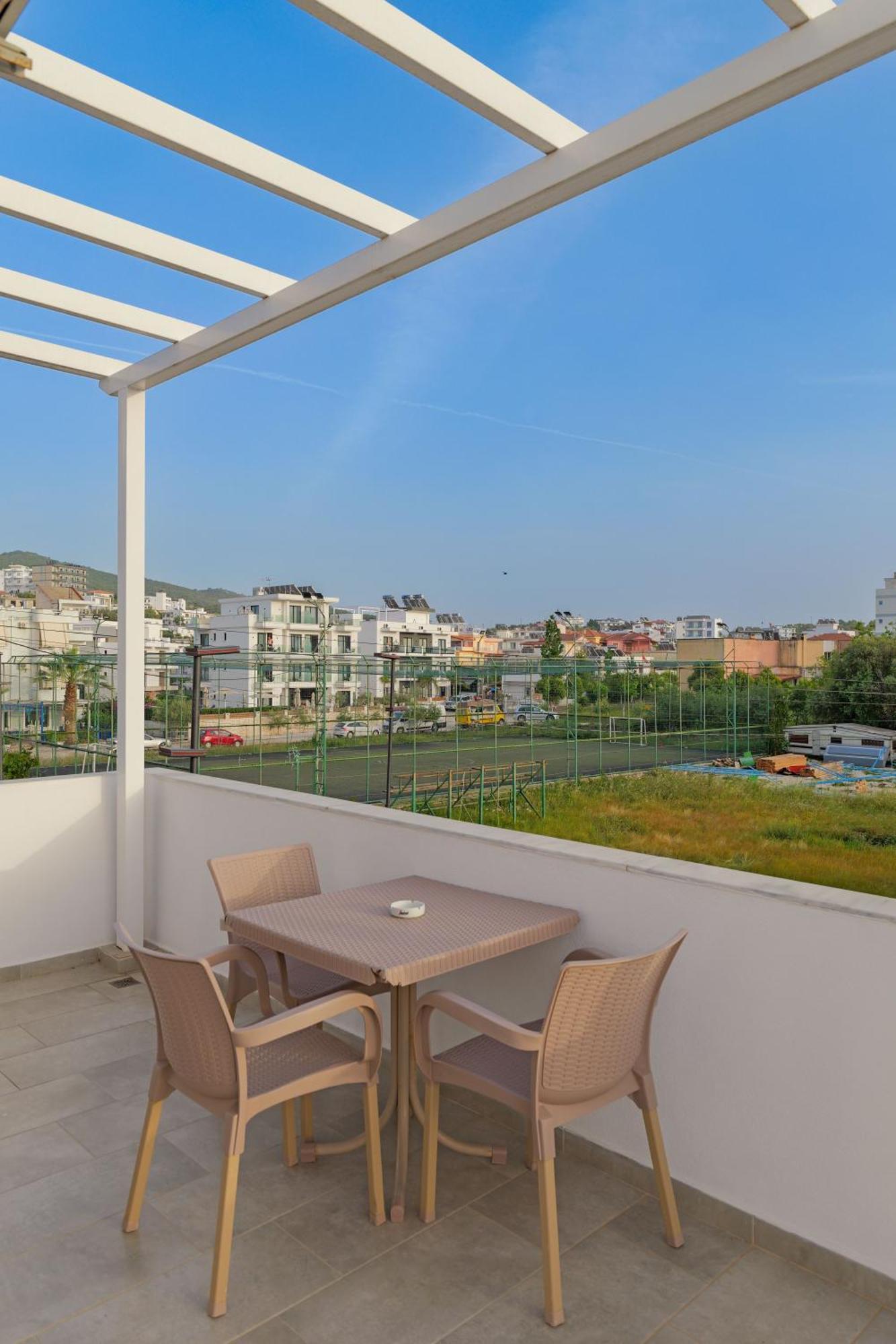 Hotel Veliaj Ksamil Exteriér fotografie